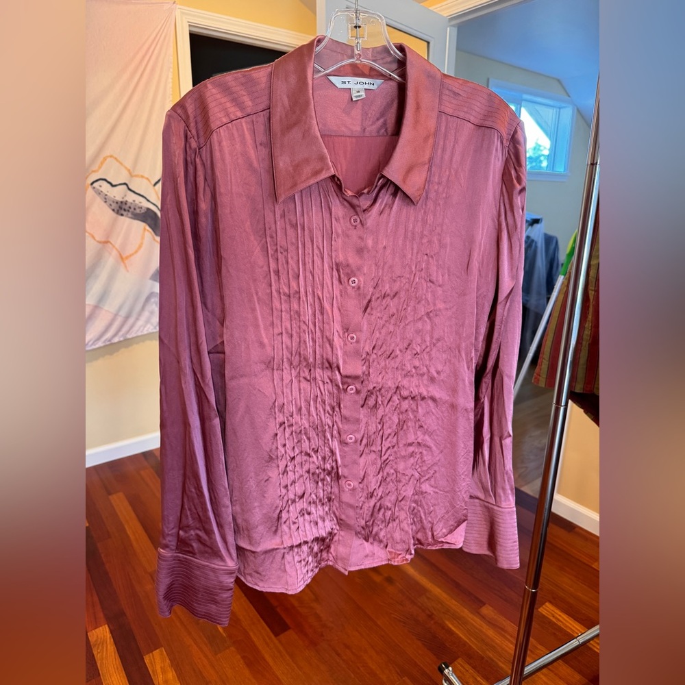 t. John Silk Blend Blouse Size 10 Mauve Pintuck Button Front Long Sleeve - Picture 1 of 8